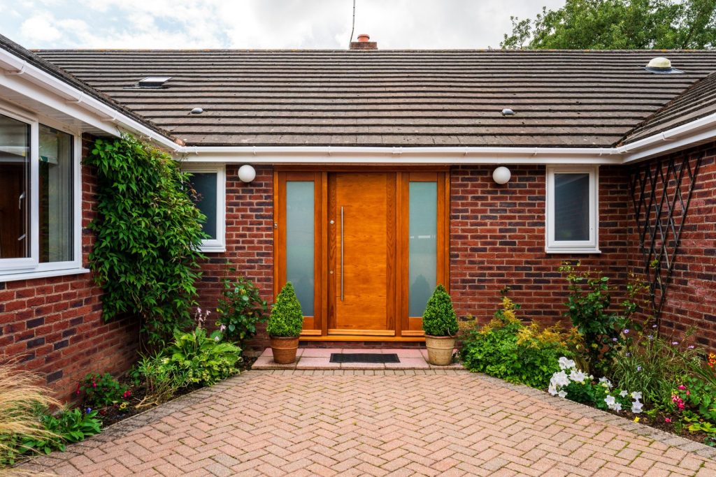 Entrance door to Pensylva