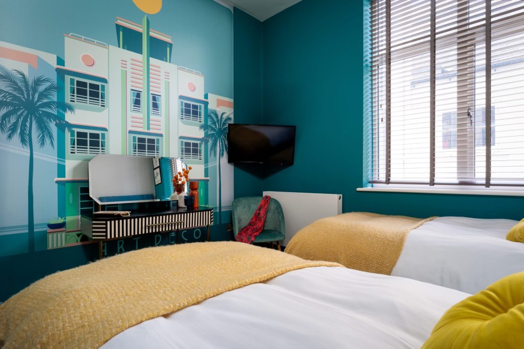 24 Cathedral Yard, Exeter