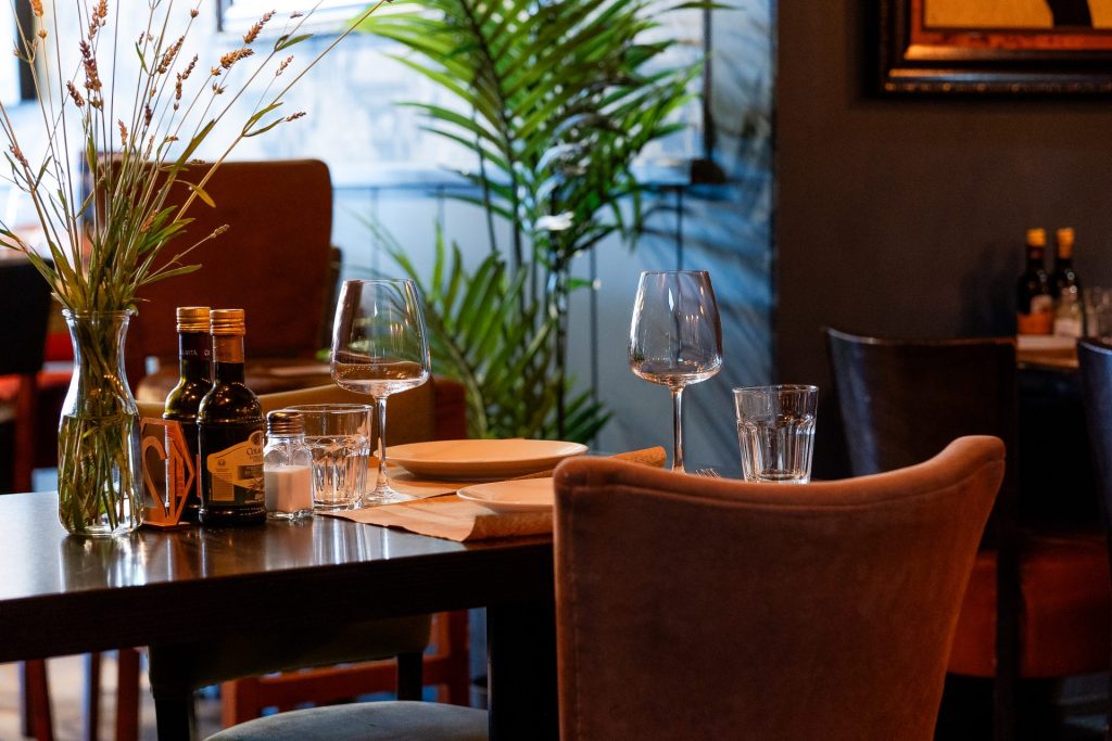 Portofino Bar & Restaurant in Wellswood, Torquay -Restaurant & Bar photographer, Sue Vaughton