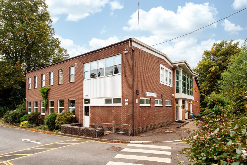 Taskspace Interior Design of The Maynards School Sixth Form and photographed by Sue Vaughton Photography