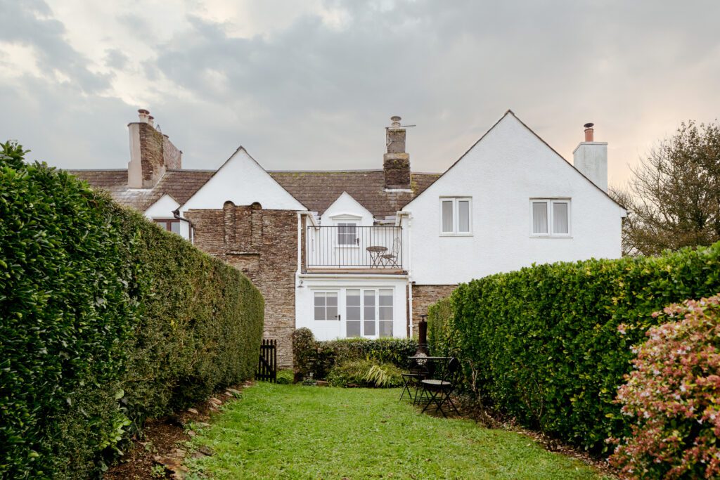 Pear Tree Cottage in South Milton. Interior and exterior pictures photographed by Sue Vaughton Photography
