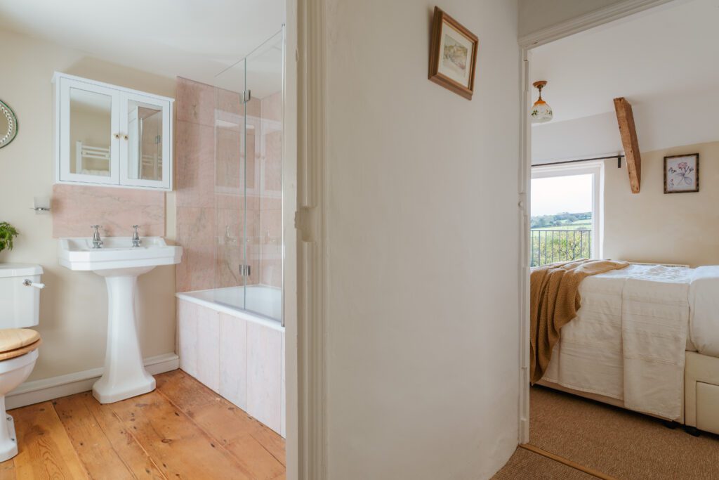 Pear Tree Cottage in South Milton. Interior and exterior pictures photographed by Sue Vaughton Photography