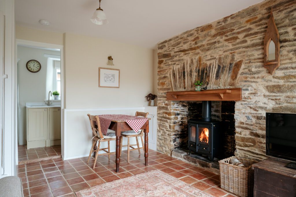 Pear Tree Cottage in South Milton. Interior and exterior pictures photographed by Sue Vaughton Photography